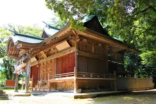 天萬神社の本殿