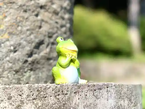 菱野健功神社の狛犬