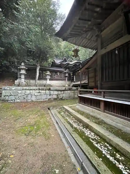 日撫神社(滋賀県)