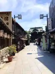 題経寺（柴又帝釈天）の建物その他