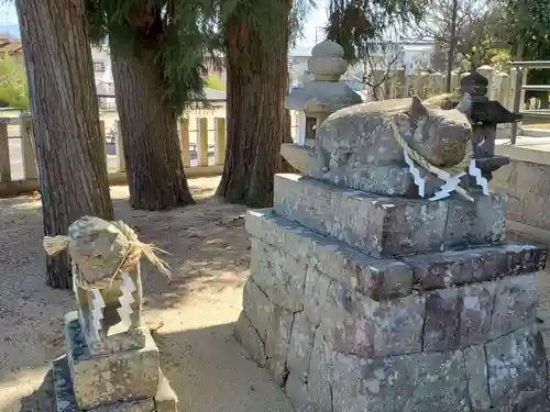 日下部天満神社の狛犬