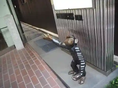 宝童稲荷神社の狛犬