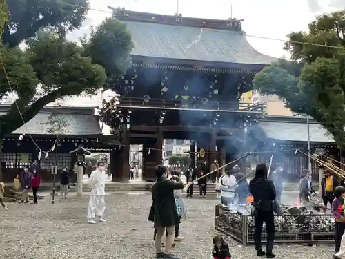 真清田神社の山門