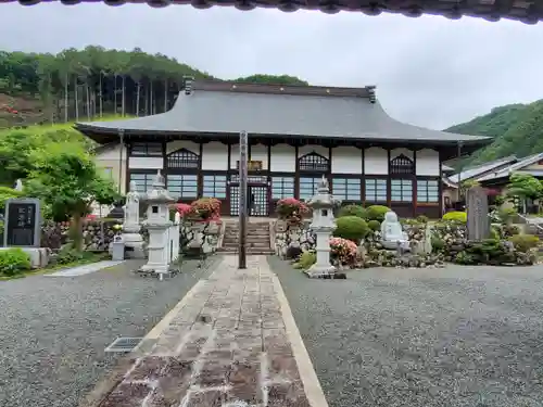 宗泉寺の本殿