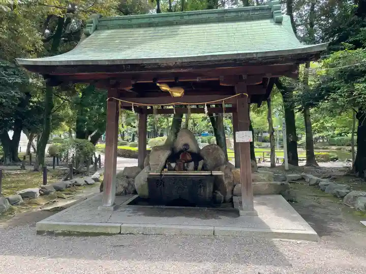 豊國神社の手水舎