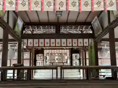 往馬坐伊古麻都比古神社の本殿