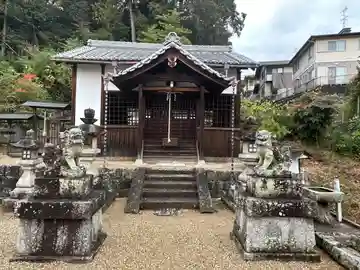 八幡神社の本殿・本堂