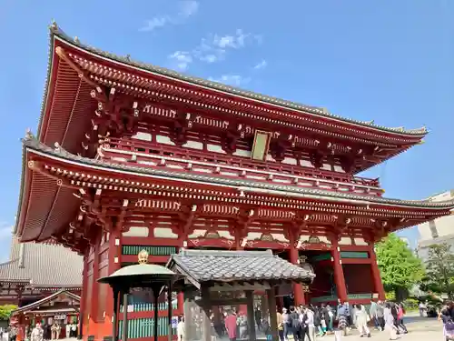 浅草寺の山門