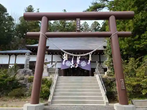 山津見神社の鳥居