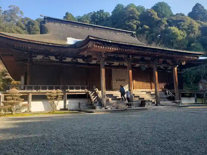 西明寺の本殿・本堂