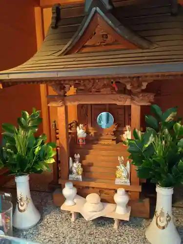 宝童稲荷神社の本殿・本堂