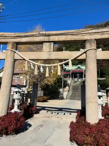 叶神社（東叶神社）の{uncategorized: "未分類", other: "その他", undefined: "問題あり", building: "その他建物", grave: "お墓", sacred_gate: "鳥居", guardian: "狛犬", statue: "像", buddha: "仏像", history: "歴史", nature: "自然", garden: "庭園", animal: "動物", pagoda: "塔", temizu: "手水舎", mountain_gate: "山門・神門", sanctuary: "本殿・本堂", subordinate: "末社・摂社", art: "芸術", scenery: "景色", jizo: "地蔵", ema: "絵馬", goshuin: "御朱印", omikuji: "おみくじ", items: "授与品その他", amulet: "お守り", goshuincho: "御朱印帳", eats: "食事", festival: "お祭り", votive_dance: "神楽", shichigosan: "七五三参", wedding: "結婚式", experience: "体験その他", initially: "初詣", around: "周辺", anti_infection: "感染症対策"}