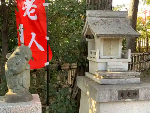 亀ケ池八幡宮の末社・摂社