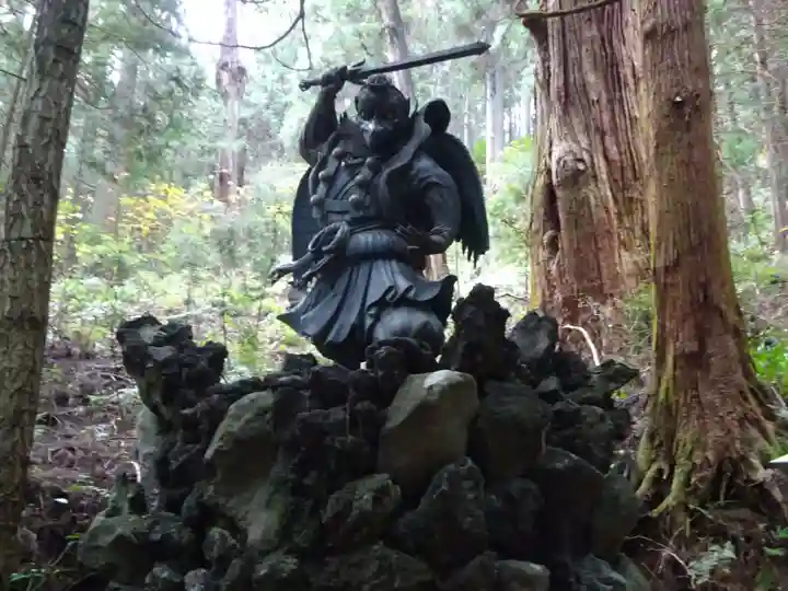 最乗寺(道了尊)の像