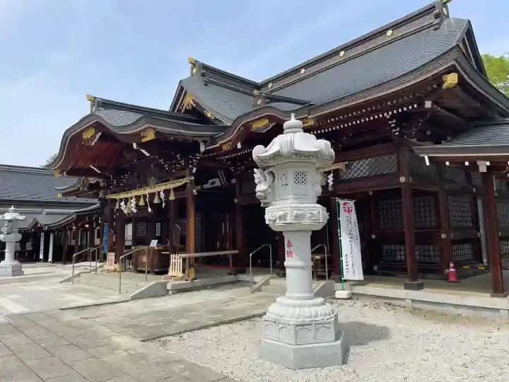 諏訪神社の{uncategorized: "未分類", other: "その他", undefined: "問題あり", building: "その他建物", grave: "お墓", sacred_gate: "鳥居", guardian: "狛犬", statue: "像", buddha: "仏像", history: "歴史", nature: "自然", garden: "庭園", animal: "動物", pagoda: "塔", temizu: "手水舎", mountain_gate: "山門・神門", sanctuary: "本殿・本堂", subordinate: "末社・摂社", art: "芸術", scenery: "景色", jizo: "地蔵", ema: "絵馬", goshuin: "御朱印", omikuji: "おみくじ", items: "授与品その他", amulet: "お守り", goshuincho: "御朱印帳", eats: "食事", festival: "お祭り", votive_dance: "神楽", shichigosan: "七五三参", wedding: "結婚式", experience: "体験その他", initially: "初詣", around: "周辺", anti_infection: "感染症対策"}