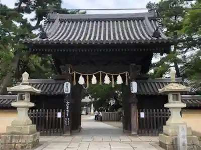 高砂神社の山門・神門