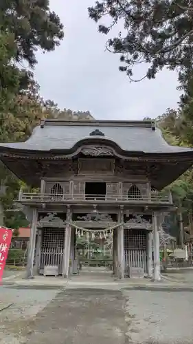横山不動尊の山門・神門