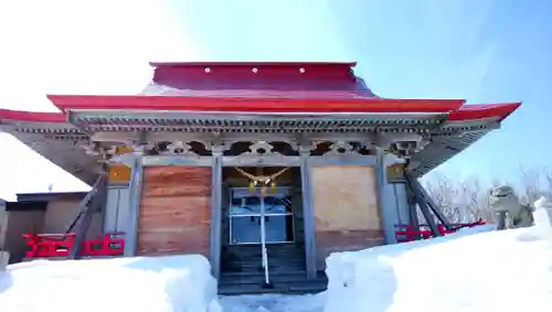 苫前神社の本殿