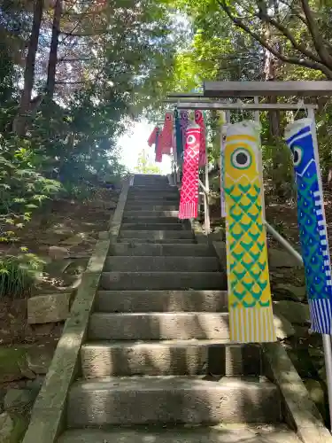 滑川神社 - 仕事と子どもの守り神の{uncategorized: "未分類", other: "その他", undefined: "問題あり", building: "その他建物", grave: "お墓", sacred_gate: "鳥居", guardian: "狛犬", statue: "像", buddha: "仏像", history: "歴史", nature: "自然", garden: "庭園", animal: "動物", pagoda: "塔", temizu: "手水舎", mountain_gate: "山門・神門", sanctuary: "本殿・本堂", subordinate: "末社・摂社", art: "芸術", scenery: "景色", jizo: "地蔵", ema: "絵馬", goshuin: "御朱印", omikuji: "おみくじ", items: "授与品その他", amulet: "お守り", goshuincho: "御朱印帳", eats: "食事", festival: "お祭り", votive_dance: "神楽", shichigosan: "七五三参", wedding: "結婚式", experience: "体験その他", initially: "初詣", around: "周辺", anti_infection: "感染症対策"}