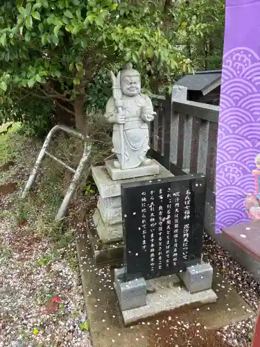 大杉神社の{uncategorized: "未分類", other: "その他", undefined: "問題あり", building: "その他建物", grave: "お墓", sacred_gate: "鳥居", guardian: "狛犬", statue: "像", buddha: "仏像", history: "歴史", nature: "自然", garden: "庭園", animal: "動物", pagoda: "塔", temizu: "手水舎", mountain_gate: "山門・神門", sanctuary: "本殿・本堂", subordinate: "末社・摂社", art: "芸術", scenery: "景色", jizo: "地蔵", ema: "絵馬", goshuin: "御朱印", omikuji: "おみくじ", items: "授与品その他", amulet: "お守り", goshuincho: "御朱印帳", eats: "食事", festival: "お祭り", votive_dance: "神楽", shichigosan: "七五三参", wedding: "結婚式", experience: "体験その他", initially: "初詣", around: "周辺", anti_infection: "感染症対策"}