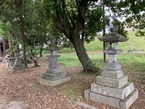 若一神社のその他建物