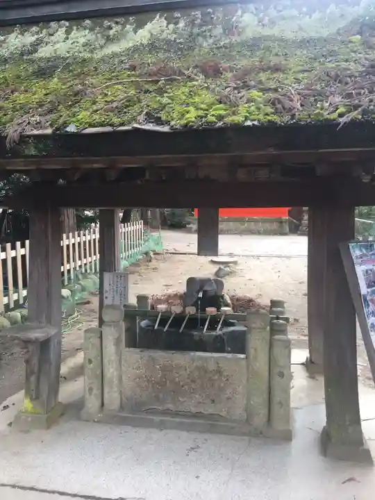 宇太水分神社の手水舎