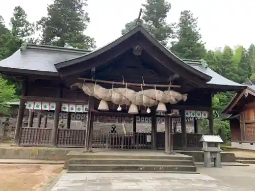 揖夜神社の本殿