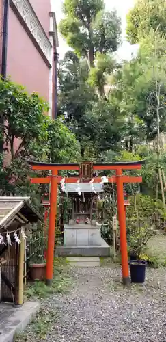 三田春日神社の末社・摂社
