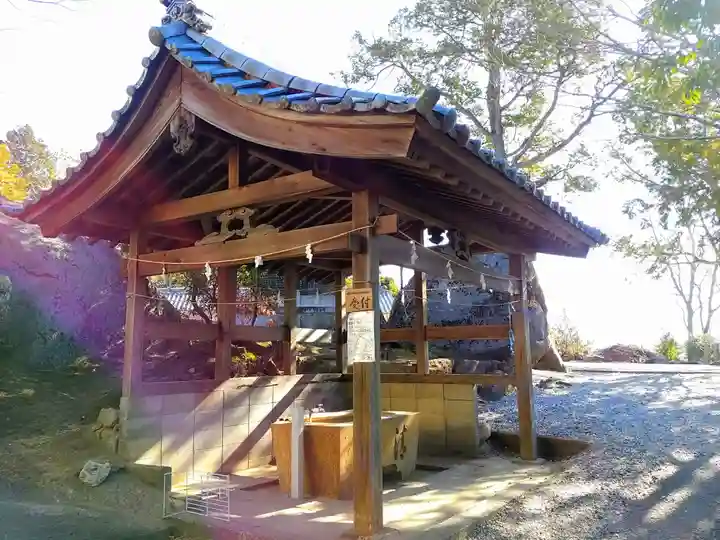 野見神社の手水舎