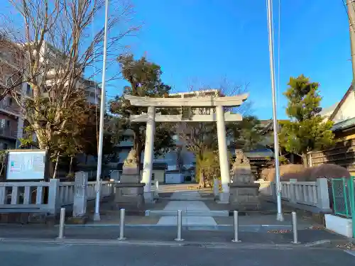 大棚・中川杉山神社の鳥居