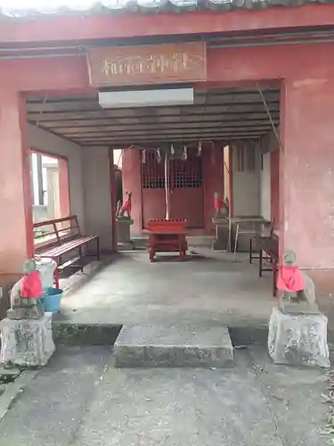 稲荷神社の本殿・本堂