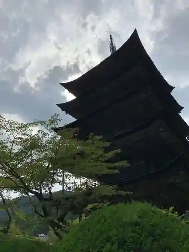 瑠璃光寺の建物その他