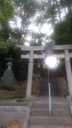 諏訪神社の鳥居