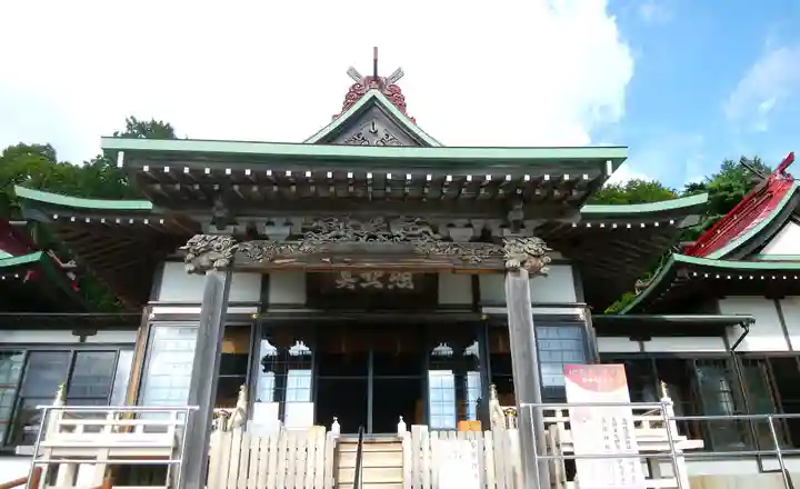 石崎地主海神社の本殿・本堂