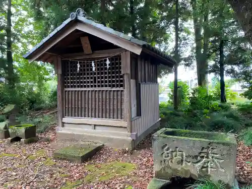 御厨神社（小曽根町）の末社・摂社