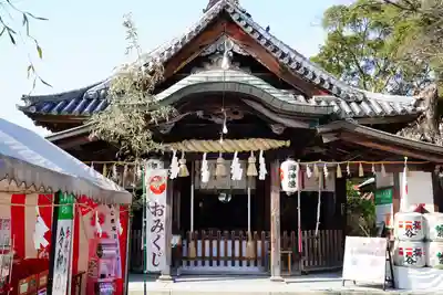 曩祖八幡宮の本殿・本堂