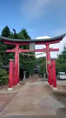 鶴岡天満宮の鳥居