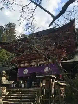 丹生都比売神社の山門・神門