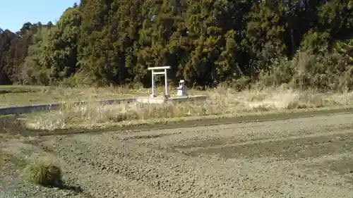 鹿島荘下のお社の周辺