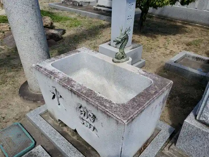 天神社の手水舎