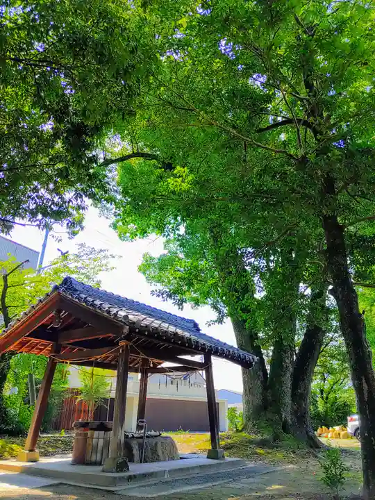 神明社(開明神明郭)の手水舎