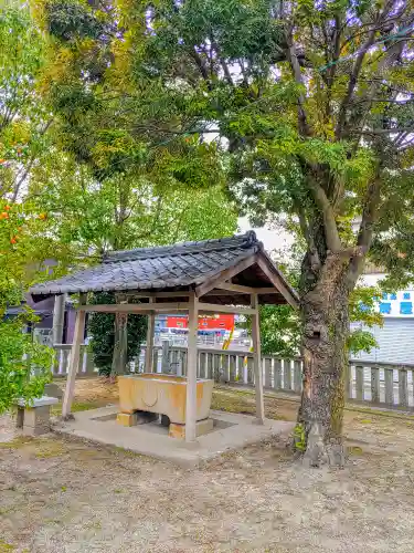 綿積神社の手水舎