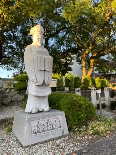 阿須賀神社の像