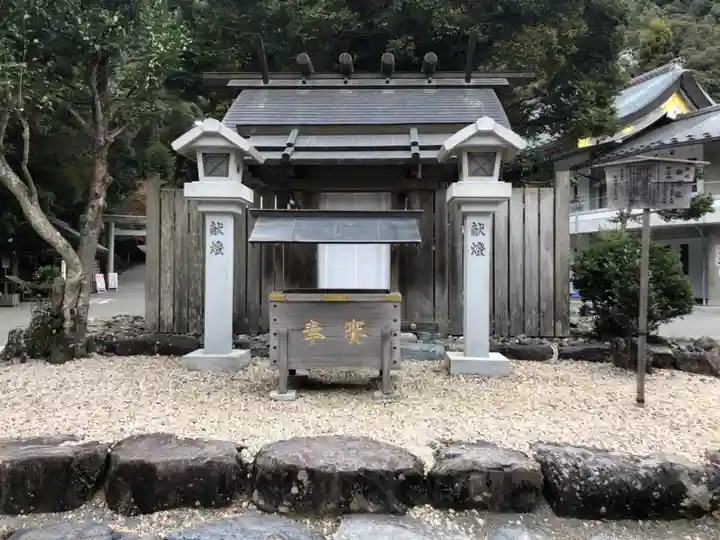 多度大社の末社・摂社