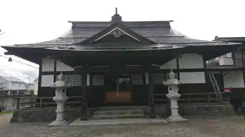 廷命寺の本殿