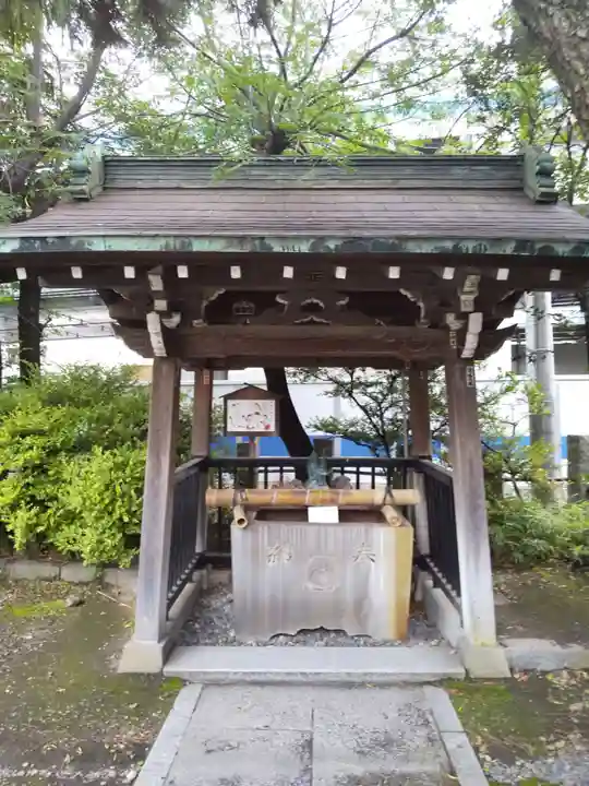 住吉神社の手水舎