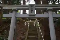 諏訪神社の鳥居