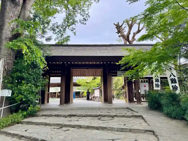 阿佐ヶ谷神明宮の{uncategorized: "未分類", other: "その他", undefined: "問題あり", building: "その他建物", grave: "お墓", sacred_gate: "鳥居", guardian: "狛犬", statue: "像", buddha: "仏像", history: "歴史", nature: "自然", garden: "庭園", animal: "動物", pagoda: "塔", temizu: "手水舎", mountain_gate: "山門・神門", sanctuary: "本殿・本堂", subordinate: "末社・摂社", art: "芸術", scenery: "景色", jizo: "地蔵", ema: "絵馬", goshuin: "御朱印", omikuji: "おみくじ", items: "授与品その他", amulet: "お守り", goshuincho: "御朱印帳", eats: "食事", festival: "お祭り", votive_dance: "神楽", shichigosan: "七五三参", wedding: "結婚式", experience: "体験その他", initially: "初詣", around: "周辺", anti_infection: "感染症対策"}