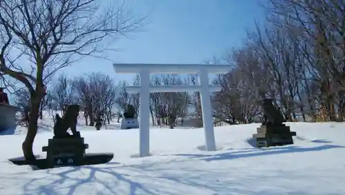 苫前神社の鳥居