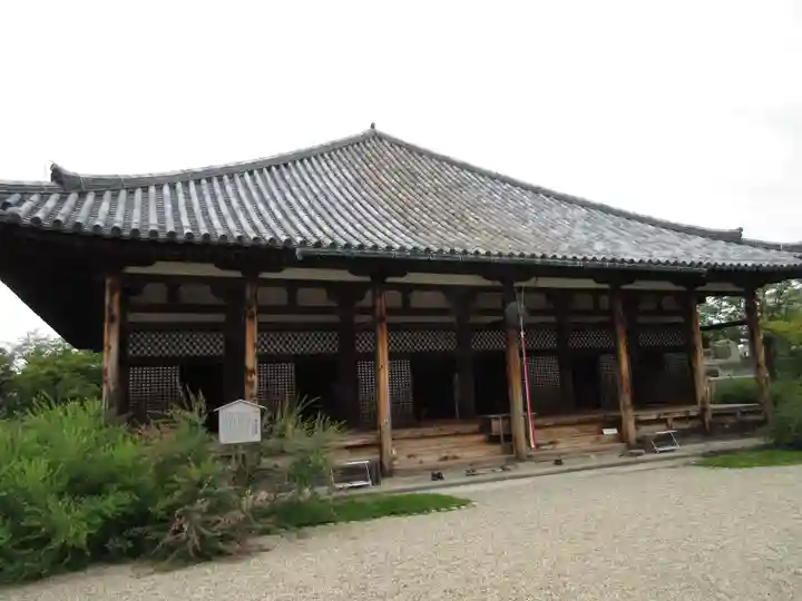 元興寺の本殿・本堂